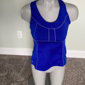 Ladies Athleta slim fit running/work out top